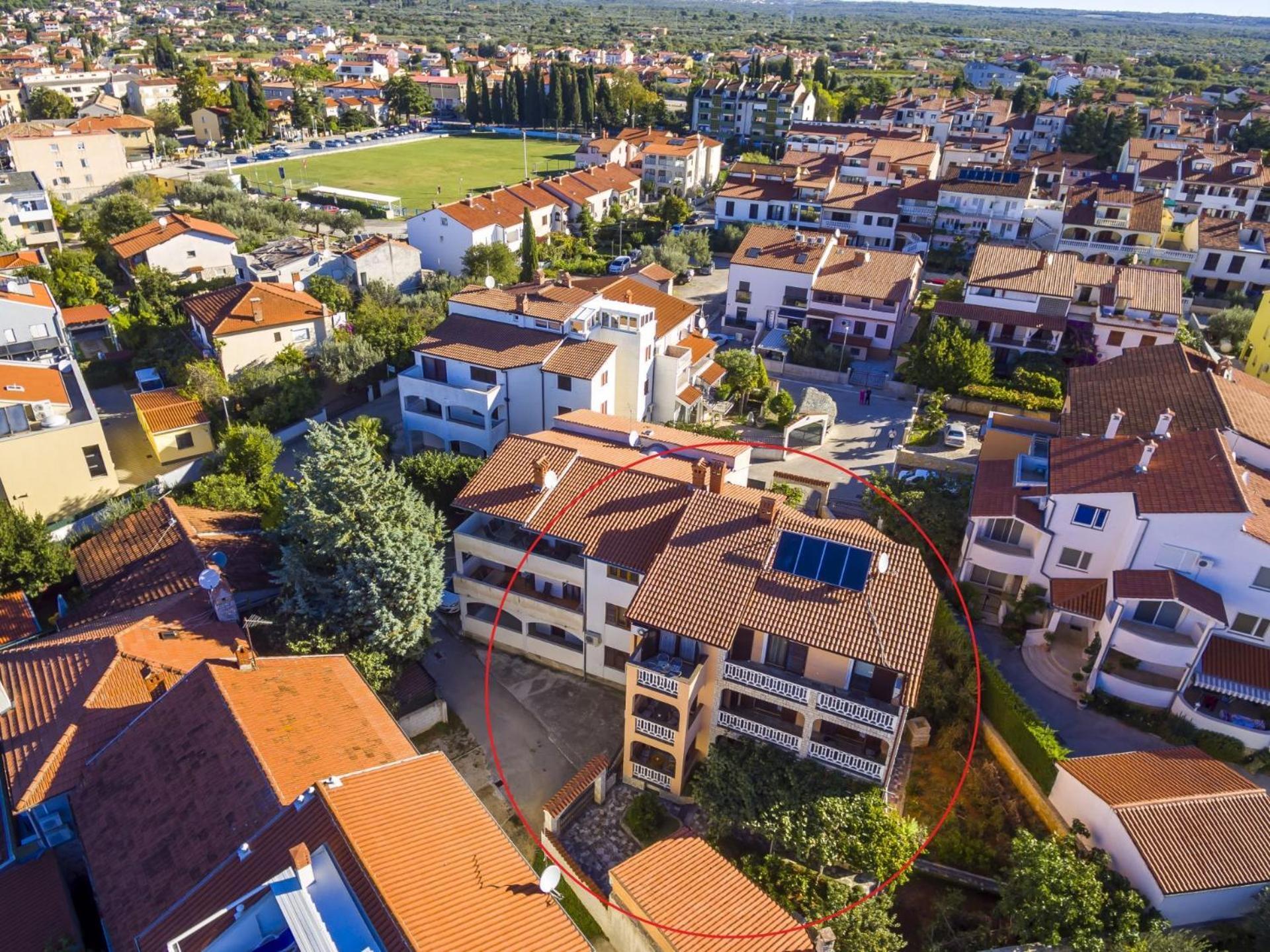Apartments Mir Fažana エクステリア 写真